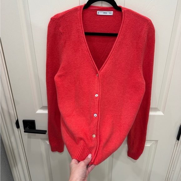 MANGO red cardi - Picture 2 of 12
